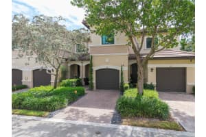 4216 N Dixie Hwy 60 Oakland Park, FL 33334 - MLS#A11853771