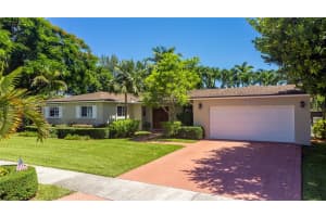 10480 Sw 93rd Ter, Miami