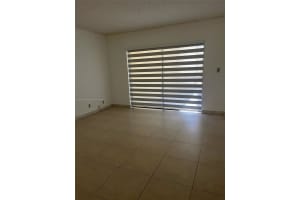 8290 Lake Dr 317 Doral, FL 33166 - MLS#A11853828