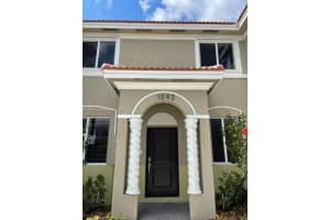 1092 Se 23rd Ave 1092 Homestead, FL 33035 - MLS#A11853897