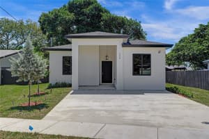 238 Nw 7th Ave, Dania Beach