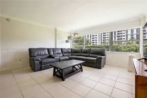 1700 Ne 105th St 203 Miami Shores, FL 33138 - MLS#A11854007
