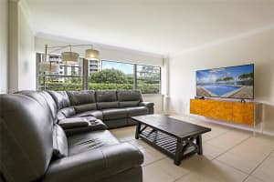 1700 Ne 105th St 203 Miami Shores, FL 33138 - MLS#A11854007