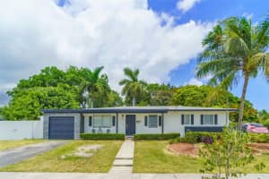9435 Sw 181st Ter, Palmetto Bay