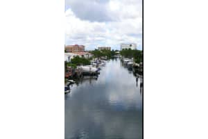 2035 Ne 123rd St, North Miami
