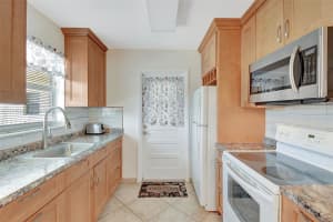 415 Ne 2nd St 201 Hallandale Beach, FL 33009 - MLS#A11854038