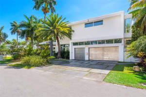 300 Royal Plaza Dr Fort Lauderdale, FL 33301 - Off Market