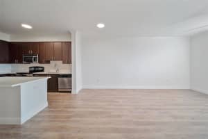 10170 Sw 7th St 21-410 Pembroke Pines, FL 33025 - MLS#A11854082