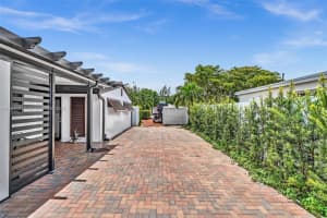 2041 Ne 181st St North Miami Beach, FL 33162 - MLS#A11854092