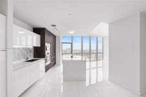 851 Ne 1st Ave 3202 Miami, FL 33132 - MLS#A11854094