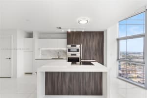 851 Ne 1st Ave 3202 Miami, FL 33132 - MLS#A11854094