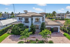 2649 Ne 26th Ave Lighthouse Point, FL 33064 - MLS#A11854096