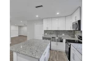 4040 Sw 54th Ave Davie, FL 33314 - MLS#A11854105