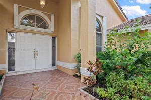 4635 NW 99th Ln, Coral Springs, FL 33076 - MLS#A11854157