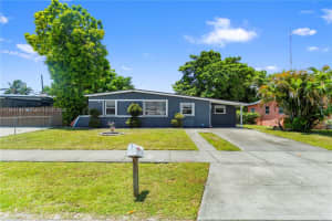 3760 Sw 47th Ave, West Park