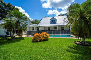 202 N Cypress Ave La Belle, FL 33935 - MLS#A11854227