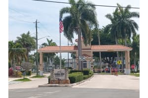 600 Layne Blvd 118, Hallandale Beach