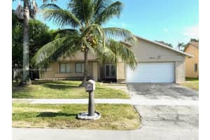 8510 Nw 46th Ct, Lauderhill