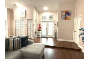 8510 NW 46th Ct, Lauderhill, FL 33351 - MLS#A11854241