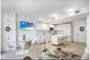 55 Sw 9th St 3802, Miami