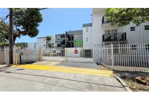 2498 Sw 17th Ave 4105, Miami