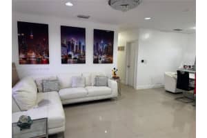 16030 Miami Dr, North Miami Beach, FL 33162 - MLS#A11854365