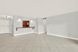 1335 W 68th St 207 Hialeah, FL 33014 - MLS#A11854376