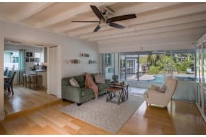 955 Van Buren St Hollywood, FL 33019 - MLS#A11854417