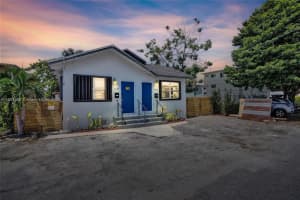 2137 Sw 4th St, Miami