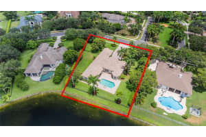 12590 N Winners Cir Davie, FL 33330 - MLS#A11854483