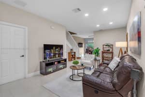 8401 Nw 107th Ct 4-36 Doral, FL 33178 - MLS#A11854499