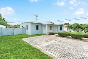 16110 Nw 26th Ave Miami Gardens, FL 33054 - MLS#A11854503