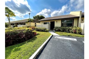587 Banks Rd, Margate, FL 33063 - MLS#A11854514