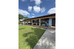 490 W 53rd St Hialeah, FL 33012 - MLS#A11854515
