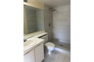 1009 Green Pine Blvd H3, West Palm Beach