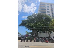 7501 E Treasure Dr APT 1L, North Bay Village, FL 33141, Sold 10/20/25