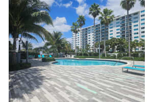 7501 E Treasure Dr APT 1L, North Bay Village, FL 33141, Sold 10/20/25