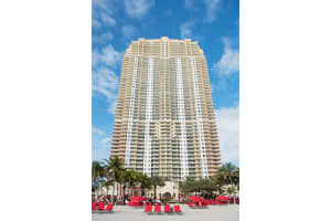 17875 Collins Ave 705, Sunny Isles Beach