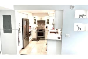 531 N Ocean Blvd 404 Pompano Beach, FL 33062 - MLS#A11854602