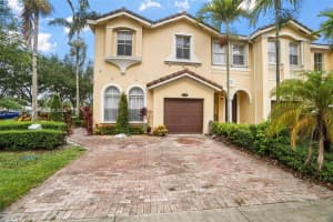 15030 Sw 9th Ter, Miami