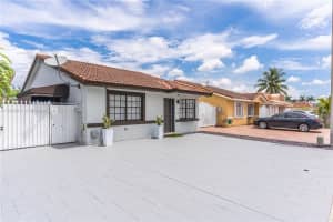 9035 Nw 117th St 0 Hialeah Gardens, FL 33018 - MLS#A11854631
