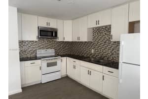 3025 NW 11TH ST 3025, Fort Lauderdale, FL 33311 - MLS#A11854671
