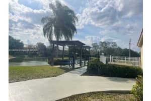 565 Vista Isles Dr 2011 Sunrise, FL 33325 - MLS#A11854722