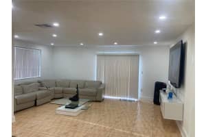 1671 SW 29th Ave, Miami, FL 33145 - MLS#A11854732