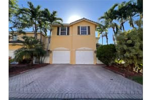5486 Nw 112th Path 5486 Doral, FL 33178 - MLS#A11854734