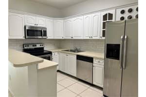 7549 NW 174th Terrace, Hialeah, FL 33015, Sold 09/04/25
