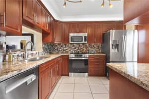 12901 Sw 15th Ct 105v Pembroke Pines, FL 33027 - MLS#A11854819