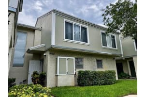 8105 Lagos De Campo Blvd J-2, Tamarac