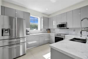 1033 Ne 17th Way 1904, Fort Lauderdale