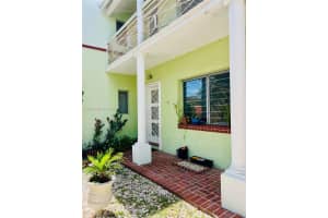 2830 Pine Tree Dr #2, Miami Beach, FL 33140, - MLS#A11854866